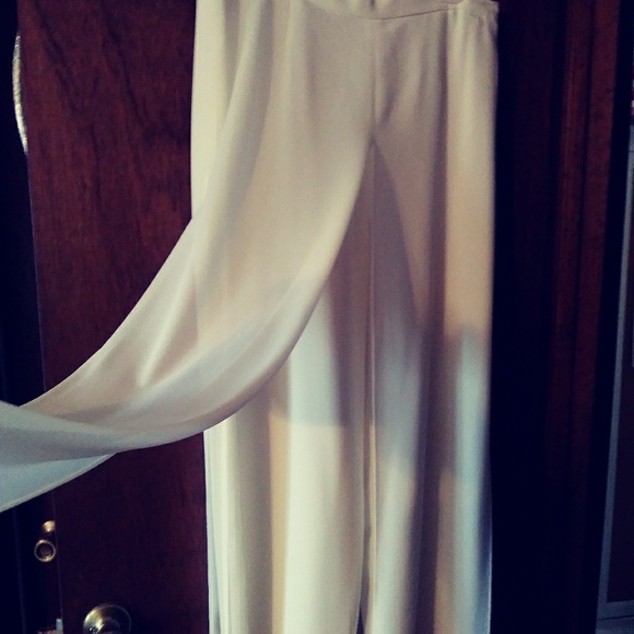 Elegant white pantsuit - Picture 4 of 7